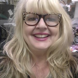 Meet your Posher, Robyn